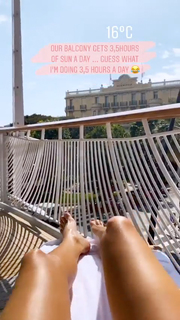 Lorena Rae feet photo thumbnail