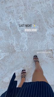 Lorena Rae feet photo thumbnail