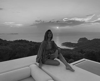 Lorena Rae feet photo thumbnail