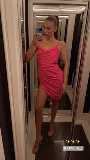 Lorena Rae feet photo thumbnail