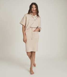 Lorena Rae feet photo thumbnail