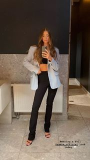 Lorena Rae feet photo thumbnail