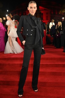 Lorena Rae feet photo thumbnail