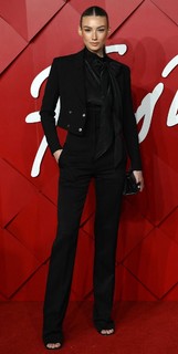 Lorena Rae feet photo thumbnail