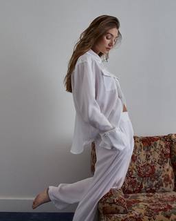 Lorena Rae feet photo thumbnail