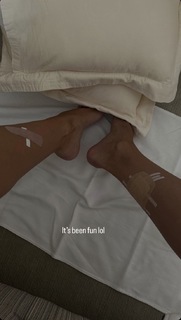 Lorena Rae feet photo thumbnail