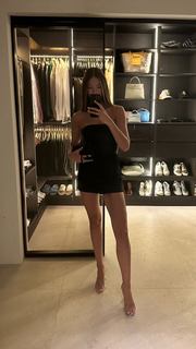 Lorena Rae feet photo thumbnail