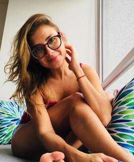 Lorena Robalino feet photo 2