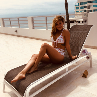 Lorena Robalino feet photo 8