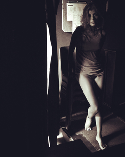 Lorena Robalino feet photo 6