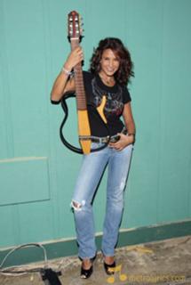 Lorena Rojas feet photo 1