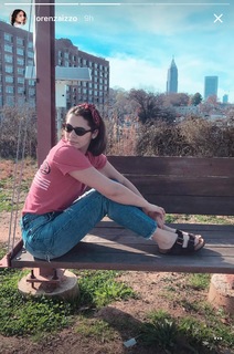 Lorenza Izzo feet photo thumbnail