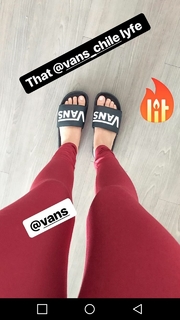 Lorenza Izzo feet photo thumbnail