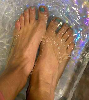 Loreto Aravena feet photo 11
