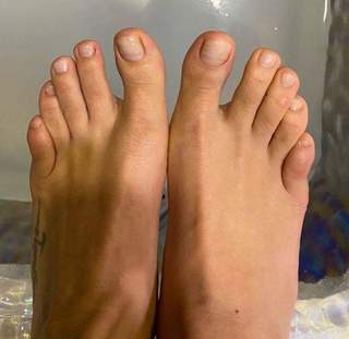 Loreto Aravena feet photo 10