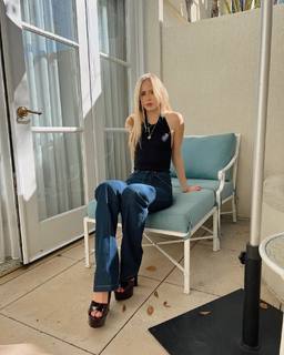 Loreto Peralta feet photo 1