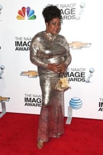 Loretta Devine feet photo 8