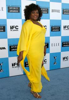 Loretta Devine feet photo 3