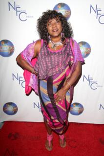Loretta Devine feet photo 17