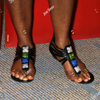 Loretta Devine feet photo 16