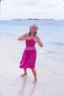 Loretta Swit feet photo thumbnail