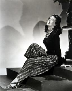 Loretta Young feet photo 2