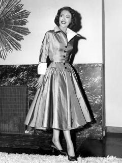 Loretta Young feet photo 6