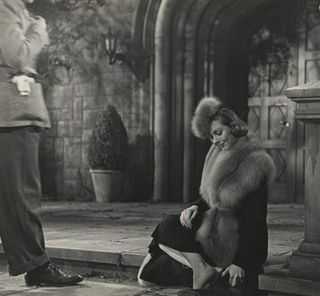 Loretta Young feet photo 2