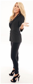 Lori Greiner feet photo thumbnail