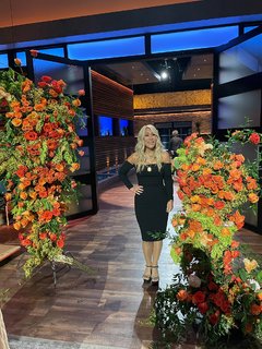 Lori Greiner feet photo thumbnail