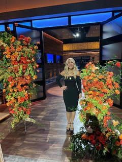 Lori Greiner feet photo thumbnail