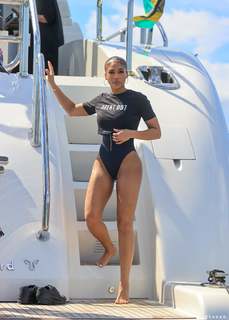 Lori Harvey feet photo thumbnail