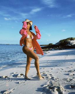 Lori Harvey feet photo thumbnail