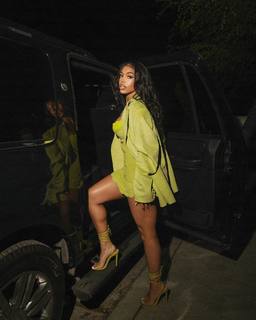 Lori Harvey feet photo thumbnail