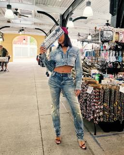 Lori Harvey feet photo thumbnail