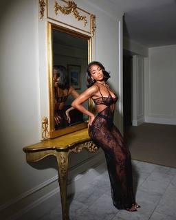 Lori Harvey feet photo thumbnail