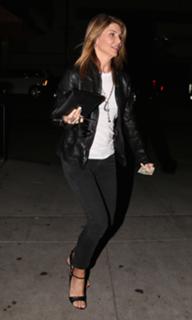 Lori Loughlin feet photo thumbnail