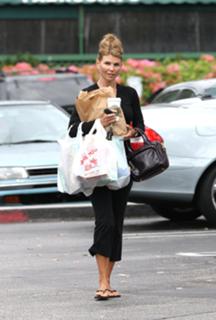 Lori Loughlin feet photo thumbnail