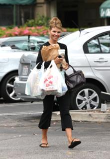 Lori Loughlin feet photo thumbnail