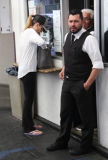 Lori Loughlin feet photo thumbnail