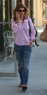 Lori Loughlin feet photo thumbnail
