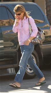 Lori Loughlin feet photo thumbnail