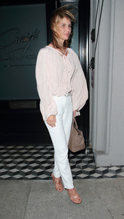 Lori Loughlin feet photo thumbnail