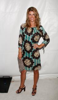 Lori Loughlin feet photo thumbnail