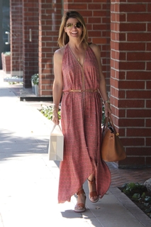 Lori Loughlin feet photo thumbnail