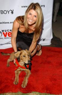 Lori Loughlin feet photo thumbnail