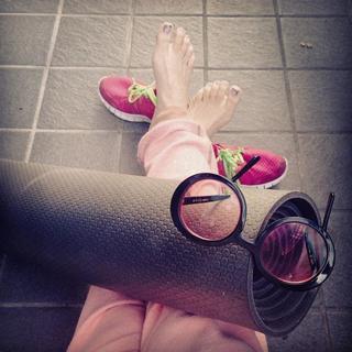 Lori Petty feet photo 10