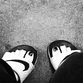 Lori Petty feet photo 8