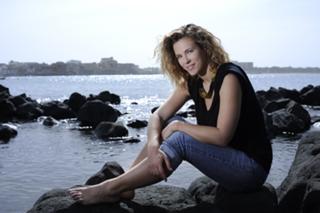 Lorie feet photo thumbnail