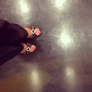 Lorie feet photo thumbnail